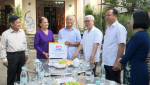 Bí thư Tỉnh ủy Bình Dương thăm tặng quà gia đình chính sách trên địa bàn thành phố Thủ Dầu Một