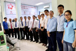 Phường Thủ Dầu Một tăng cường tuyên truyền, hướng dẫn người dân cài đặt và sử dụng các ứng dụng trong cải thủ tục hành chính
